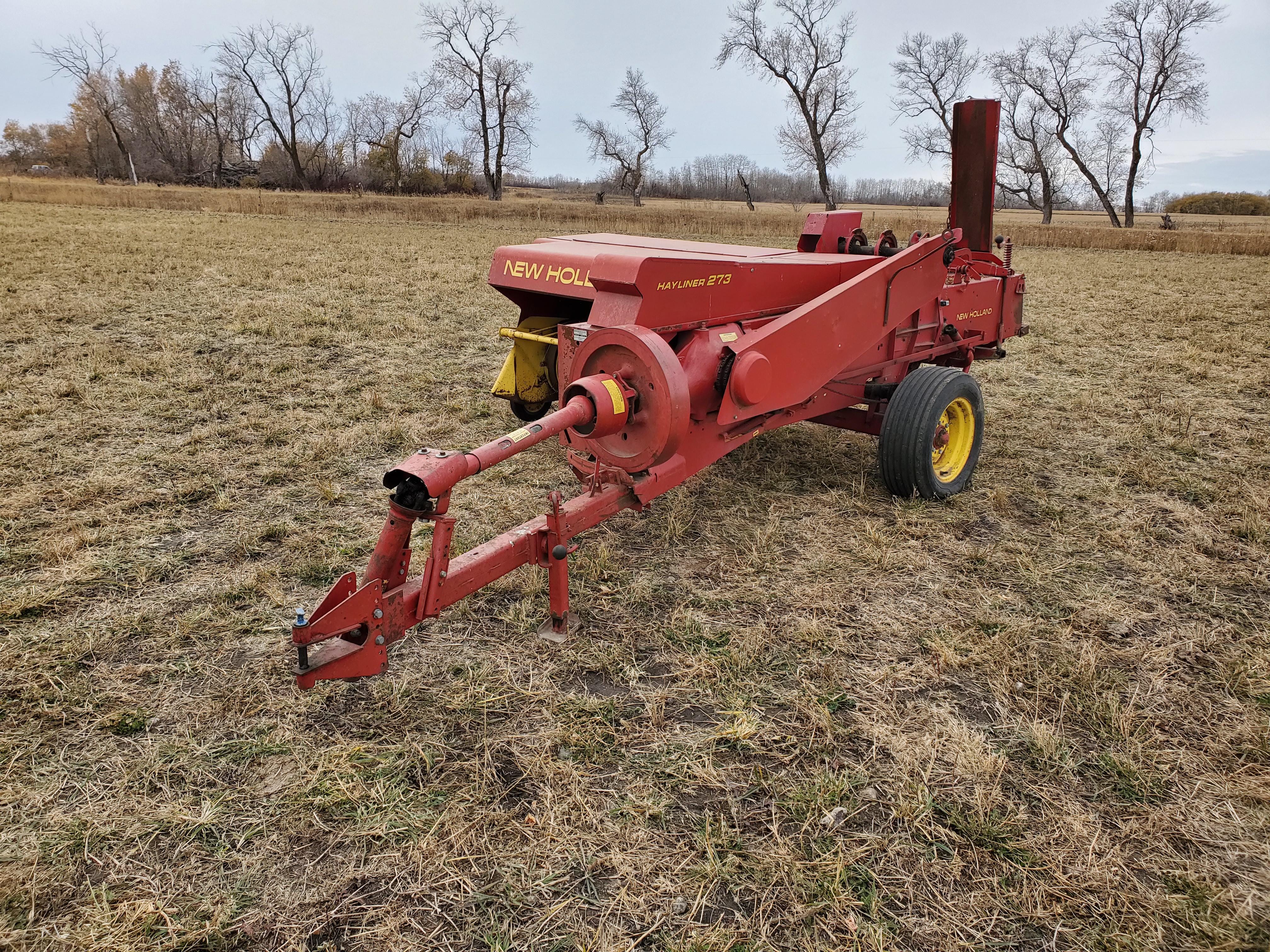 Main image New Holland Hayliner 273