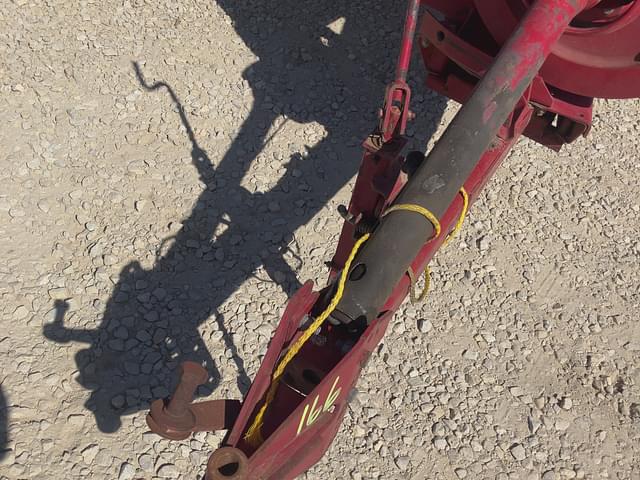 Image of New Holland 273 equipment image 1