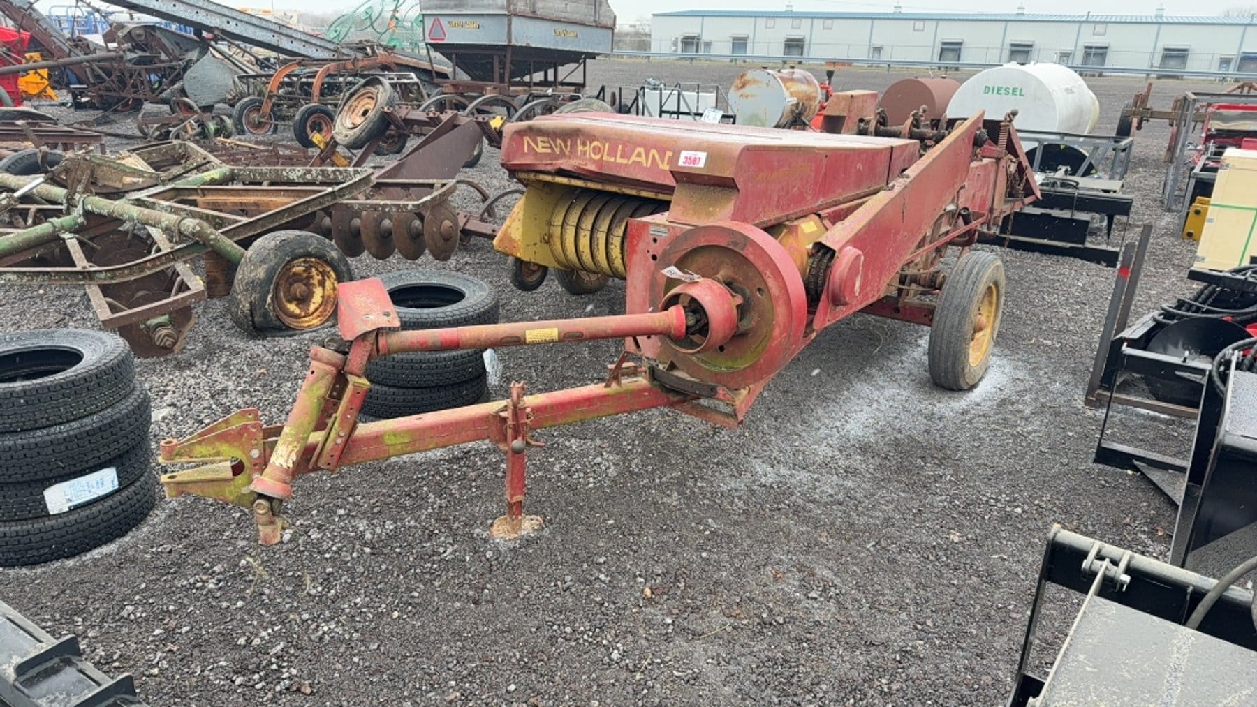 New Holland 273 Equipment Image0