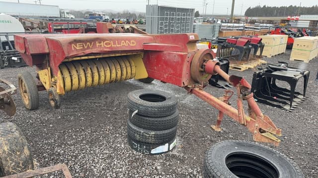 Image of New Holland 273 equipment image 1