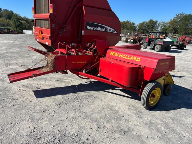 Image of New Holland 273 equipment image 3