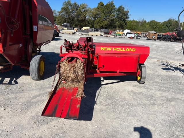 Image of New Holland 273 equipment image 4