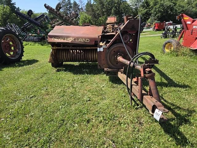 Image of New Holland 273 equipment image 1