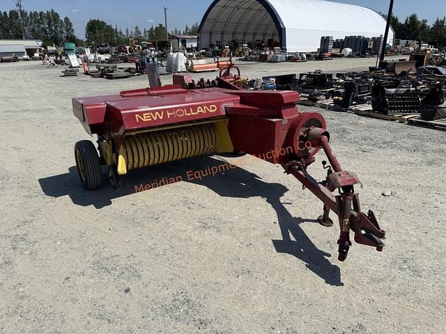 Image of New Holland 273 equipment image 3