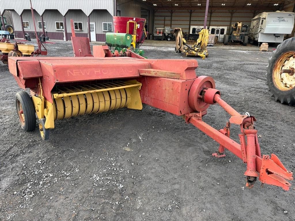 Image of New Holland 273 Primary image