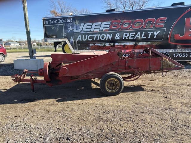 Image of New Holland 273 equipment image 1