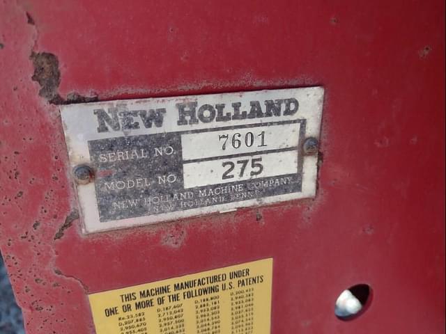 Image of New Holland 275 equipment image 4