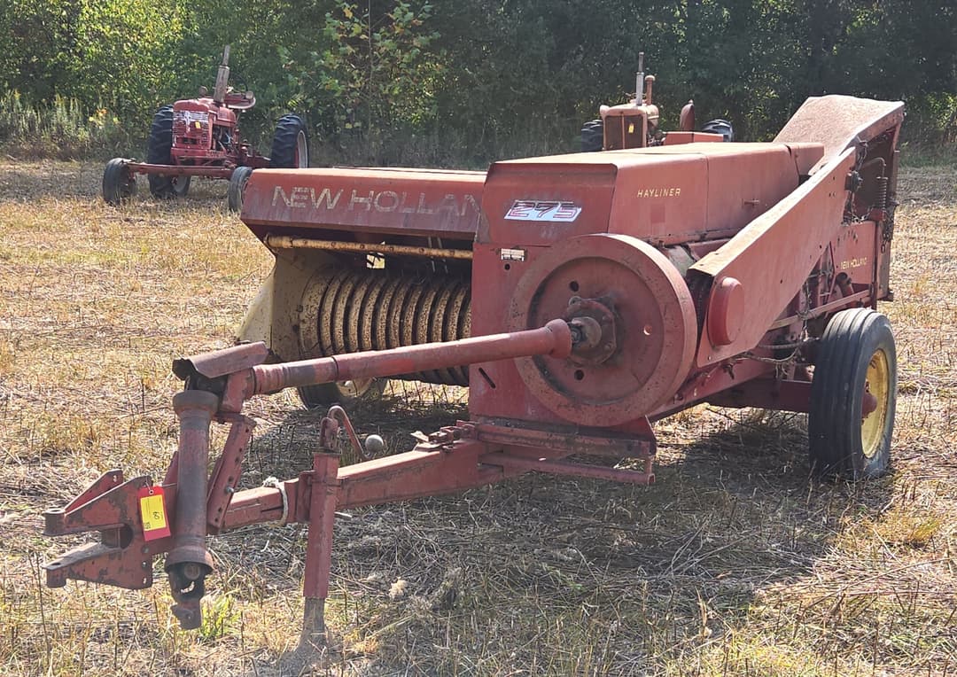 Image of New Holland 275 Primary image