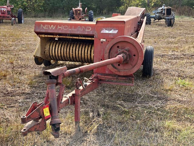 Image of New Holland 275 equipment image 2