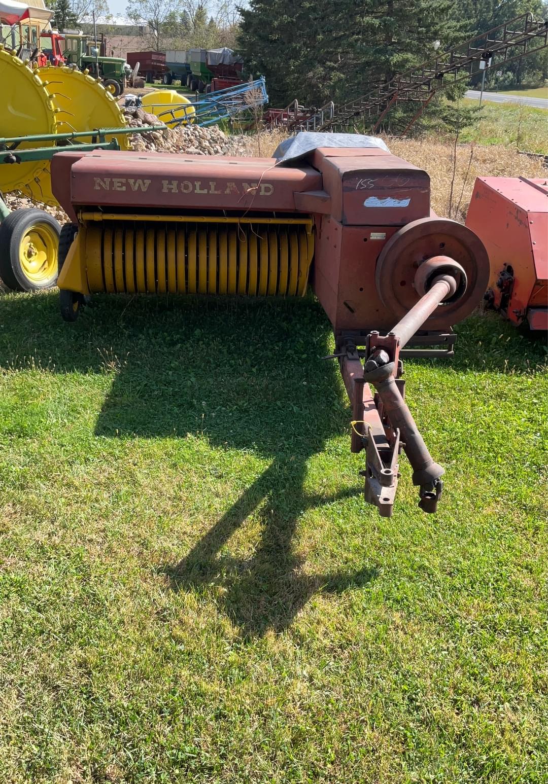 Image of New Holland 275 Primary image