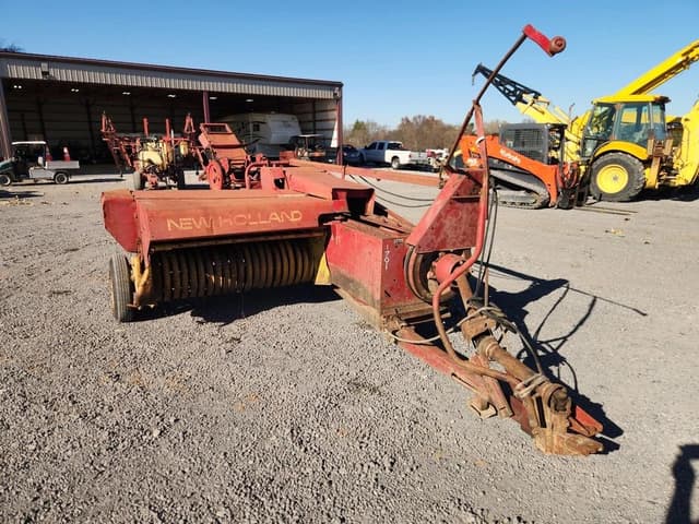 Image of New Holland 275 equipment image 1