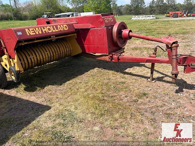 Image of New Holland 275 equipment image 3