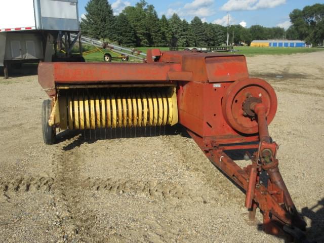 Image of New Holland 275 Primary image