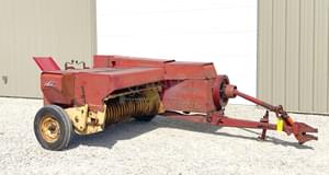 New Holland 275 Image