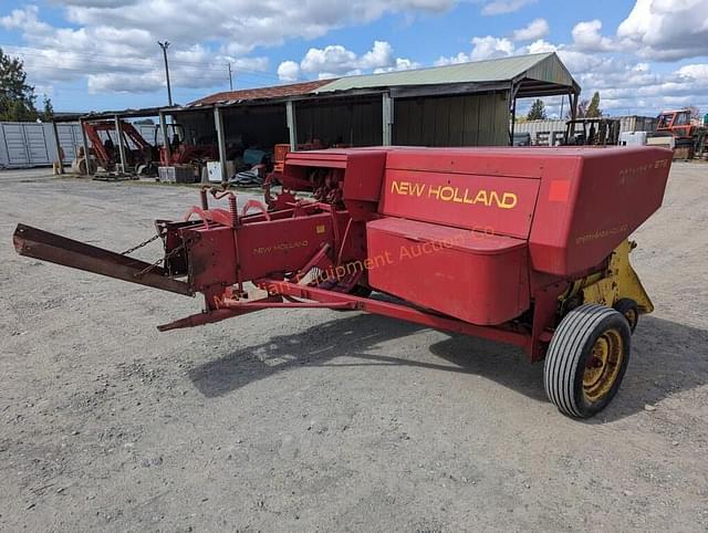 Image of New Holland 276 equipment image 3