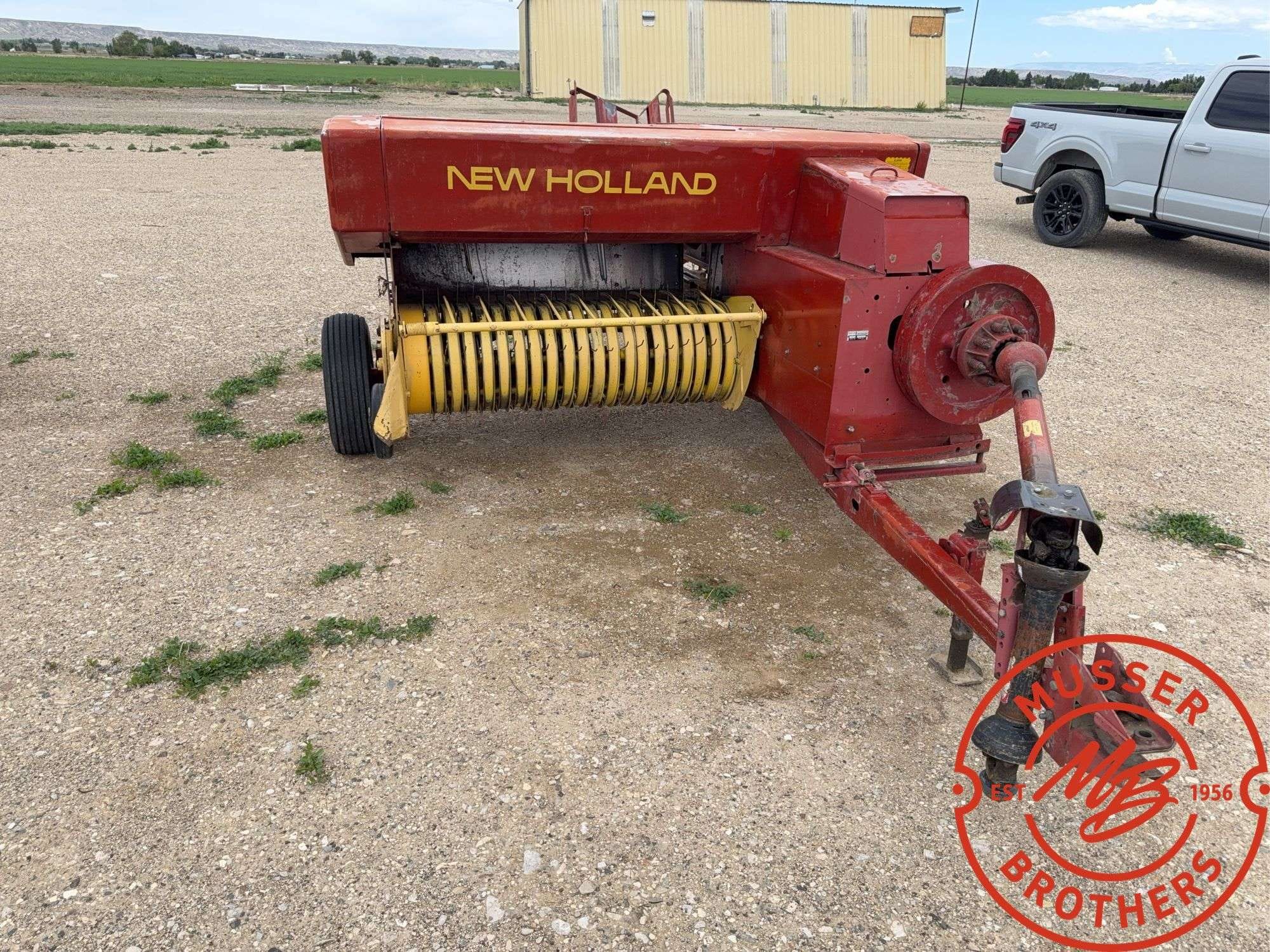 New Holland 276 Equipment Image0