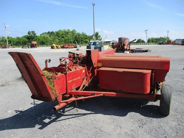 Image of New Holland 276 equipment image 3