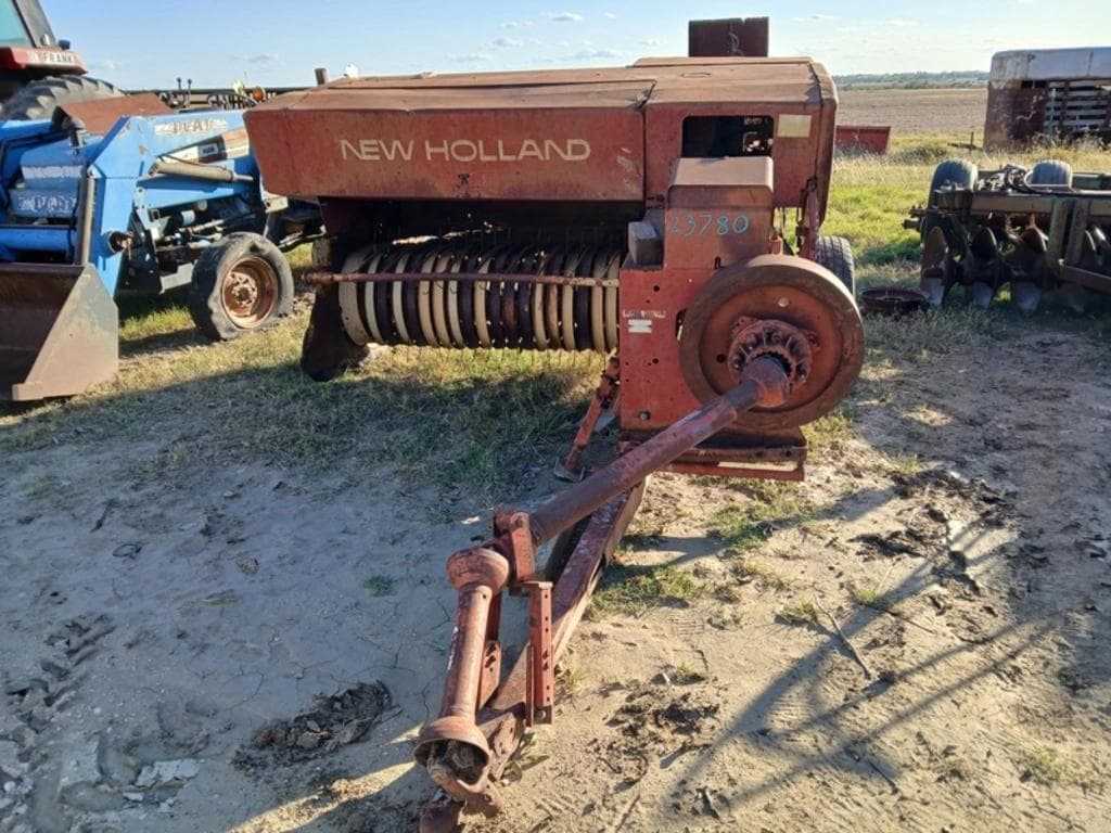 Image of New Holland 276 Primary image