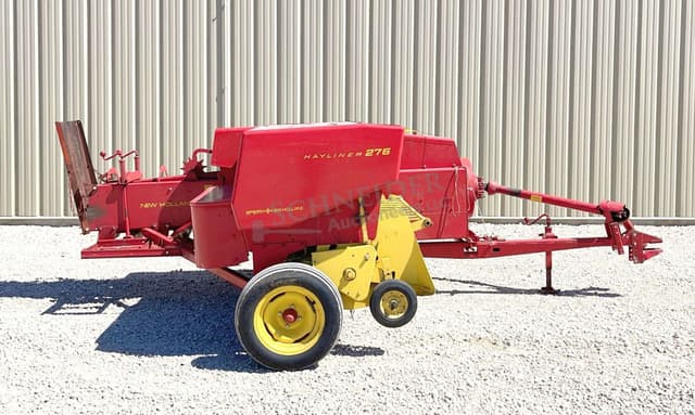 Image of New Holland 276 equipment image 2