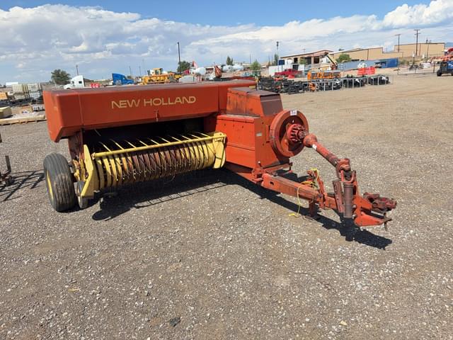 Image of New Holland 278 equipment image 3