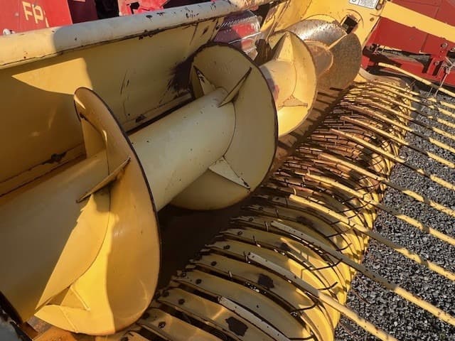 Image of New Holland 27P equipment image 2