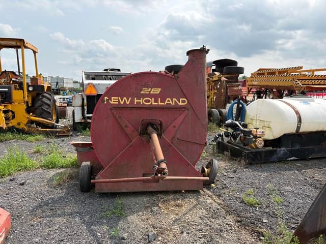 Image of New Holland 28 equipment image 1