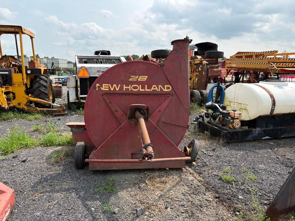 New Holland 28 Equipment Image0