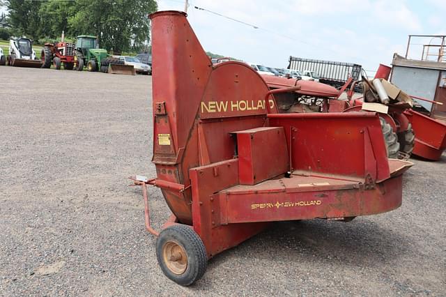 Image of New Holland 28 equipment image 3
