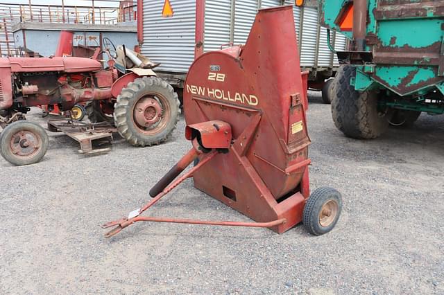 Image of New Holland 28 equipment image 2
