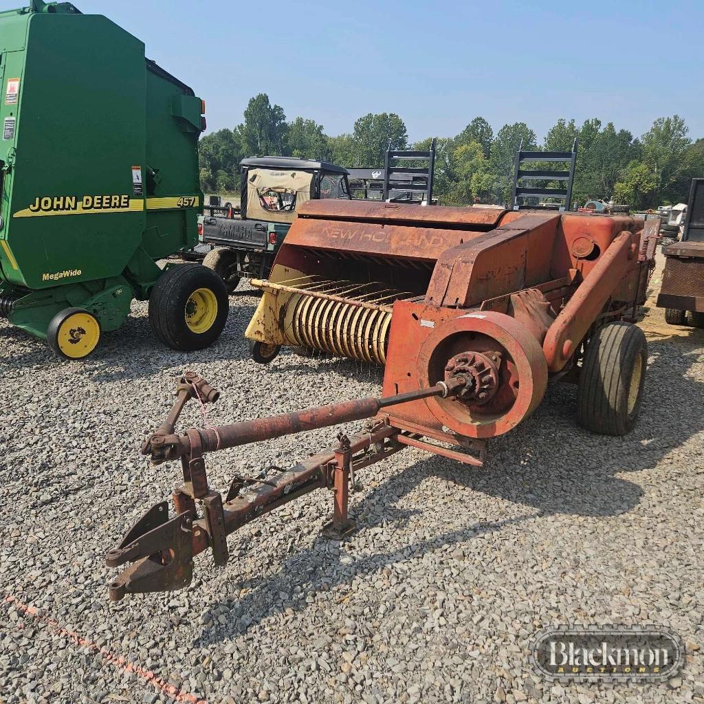 Image of New Holland 282 Image 1