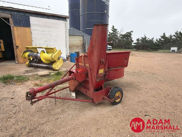 Image of New Holland 30 equipment image 1
