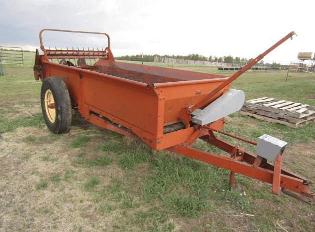 Image of New Holland 300 Image 1