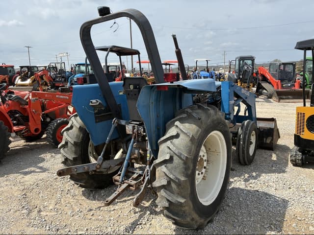 Image of New Holland 3010 equipment image 2
