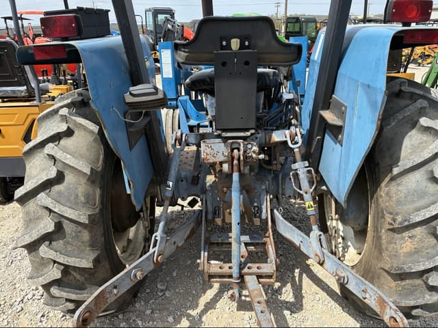 Image of New Holland 3010 equipment image 4
