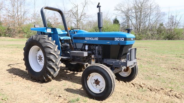 Image of New Holland 3010 equipment image 2