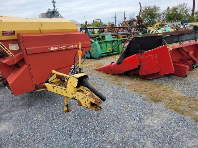 Image of New Holland 304 equipment image 1