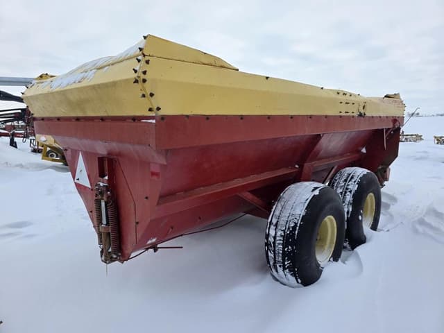 Image of New Holland 308 equipment image 4