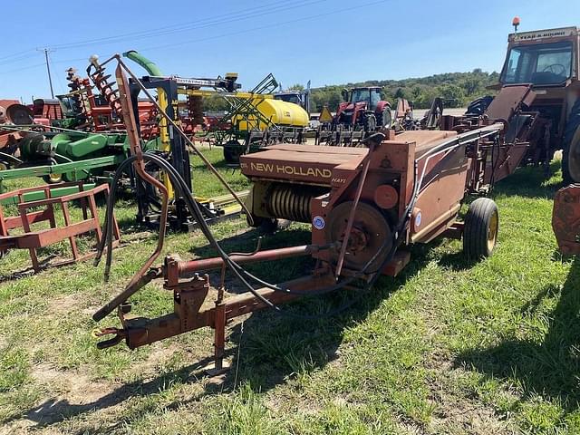 Image of New Holland 310 equipment image 1