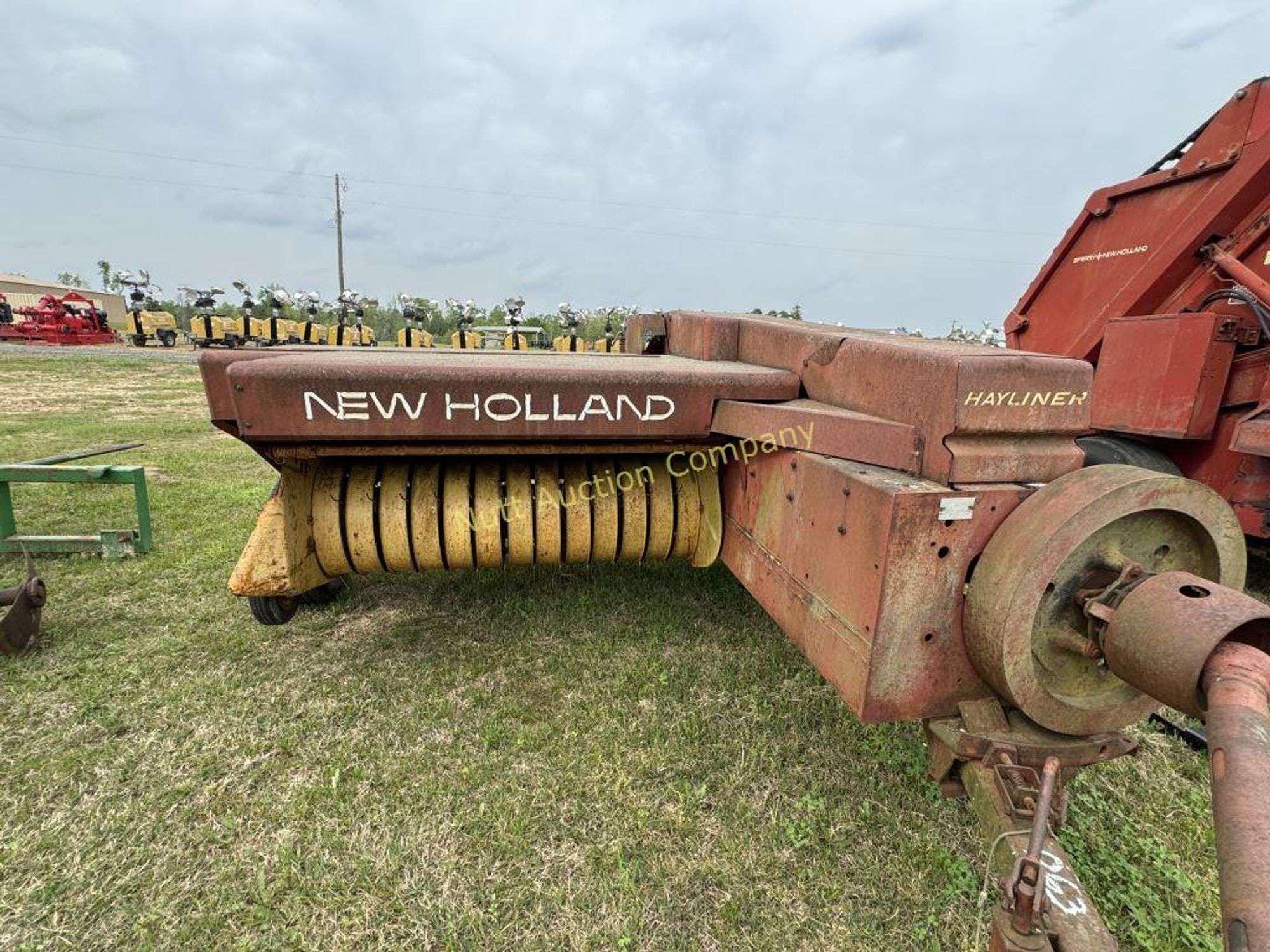 Main image New Holland 310