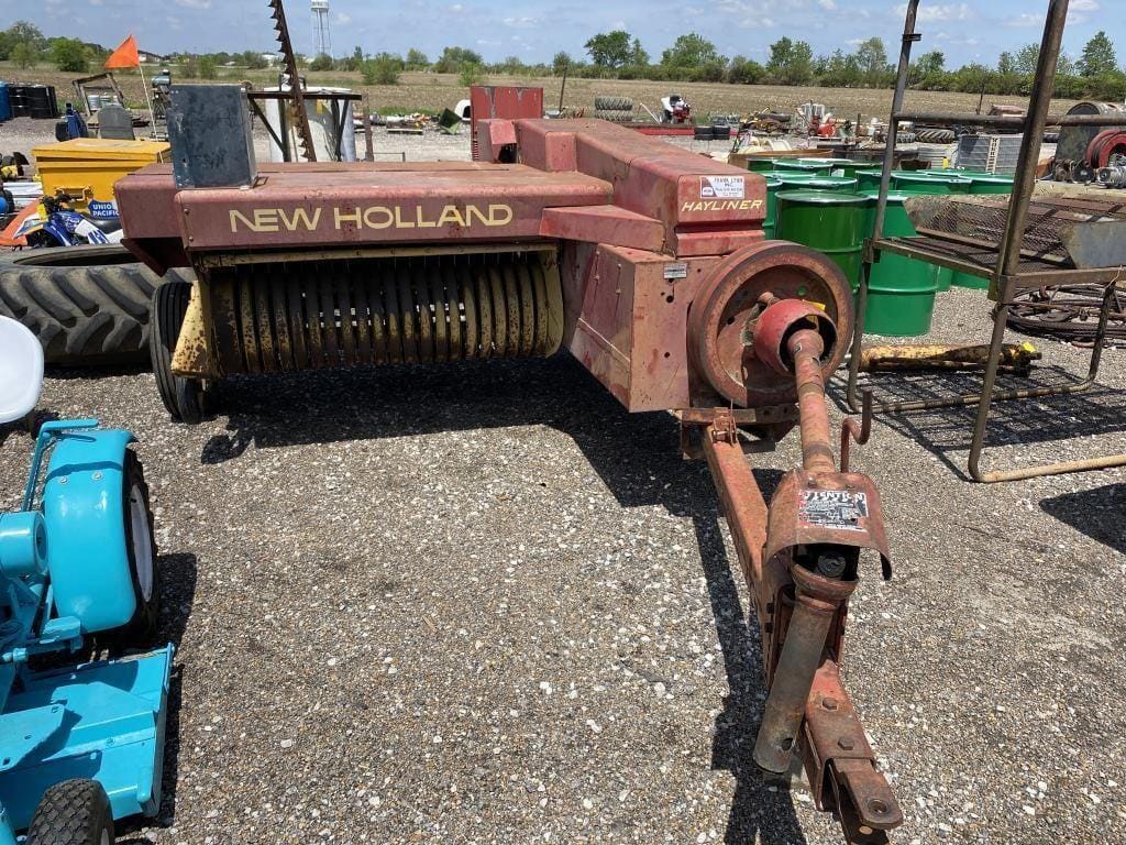 Main image New Holland 310