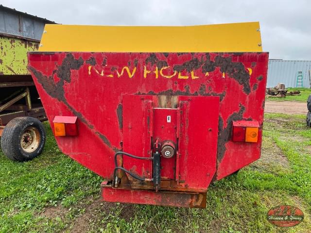 Image of New Holland 3106 equipment image 3