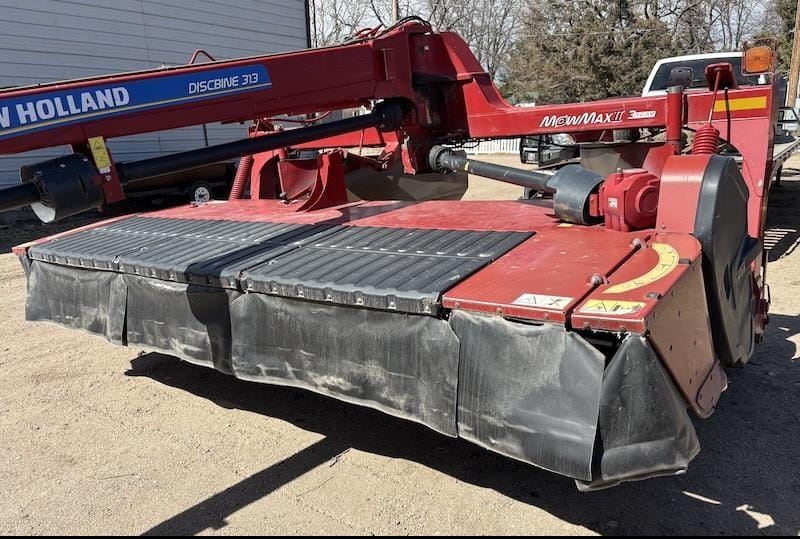 2018 New Holland 313 Equipment Image0