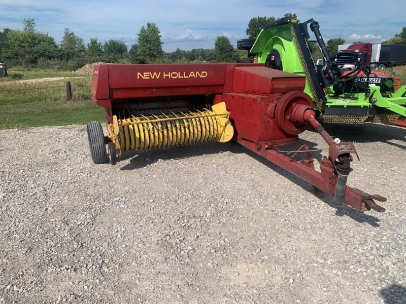 New Holland 315 Equipment Image0