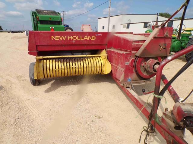 Image of New Holland 315 equipment image 2