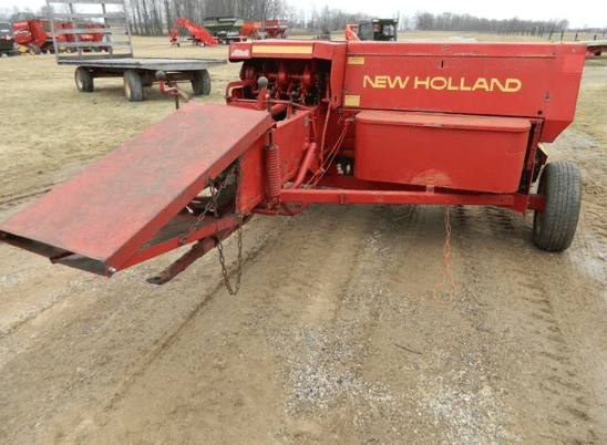 Image of New Holland 315 equipment image 3