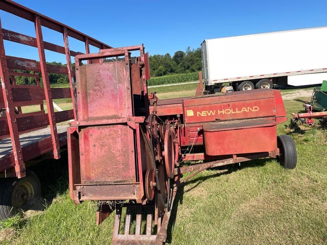 Image of New Holland 315 equipment image 4