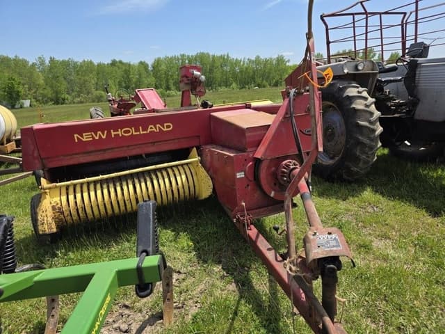 Image of New Holland 315 equipment image 1