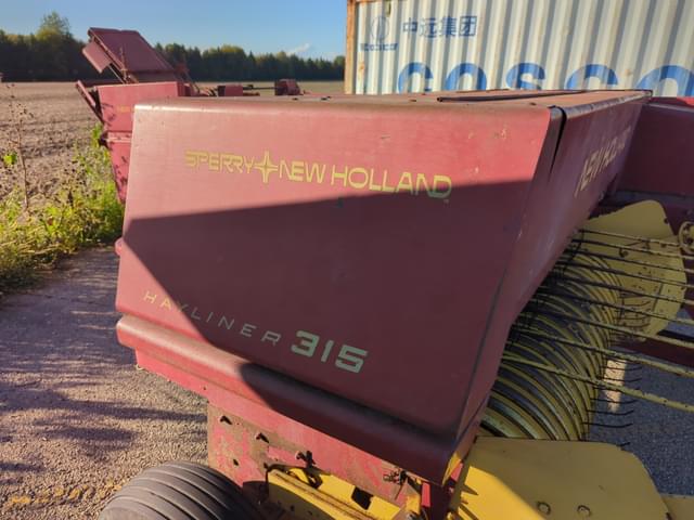 Image of New Holland Hayliner 315 equipment image 3