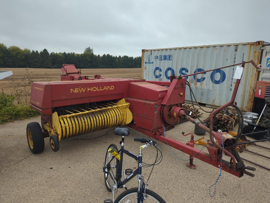 Image of New Holland Hayliner 315 Primary image