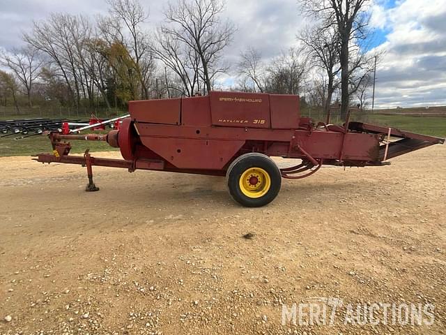 Image of New Holland Hayliner 315 equipment image 1